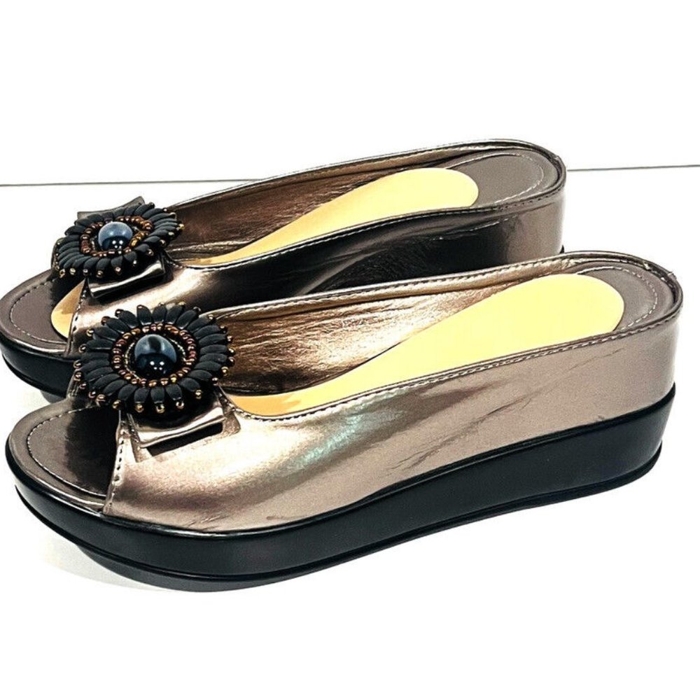 Helen’s Heart Womens Platform Slide Sandal Shoes Beaded Wedge Heel Gray Size 10